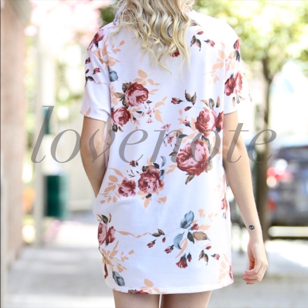Floral Short Sleeve Front Tie High-Low Hem Tshirt - Picture 3 of 3